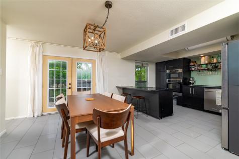 821 Cherlynne Drive Cedar Hill TX 75104