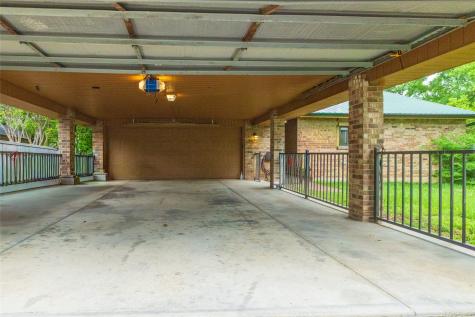 821 Cherlynne Drive Cedar Hill TX 75104