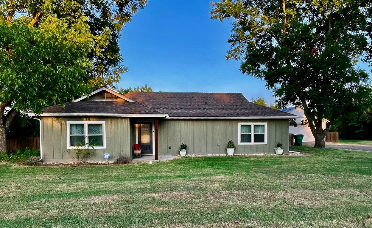 704 White Street Whitesboro TX 76273