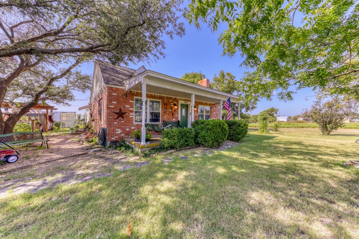 120 Paige Street Weatherford TX 76088