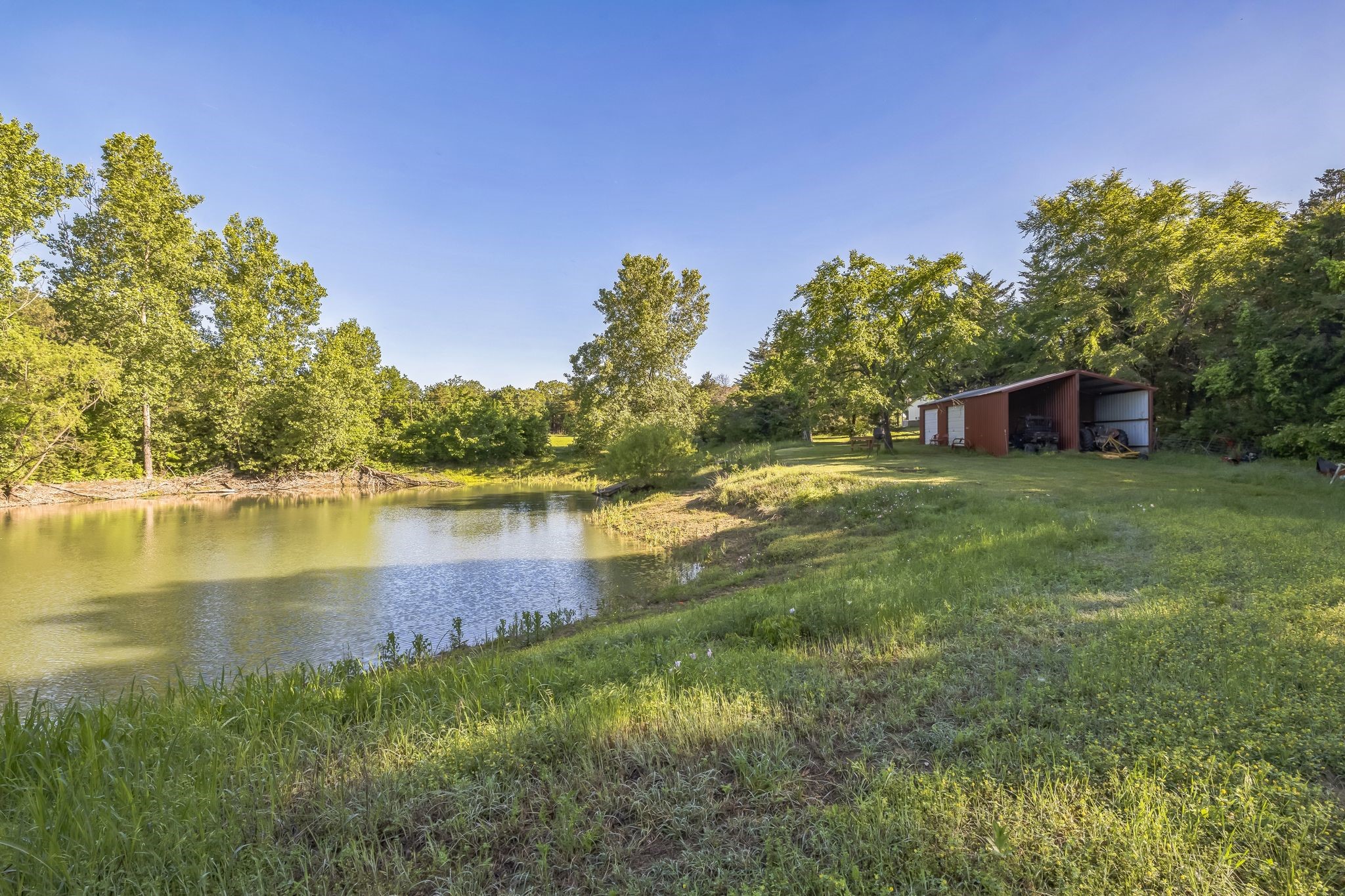 906 County Road 2770 Honey Grove TX 75446
