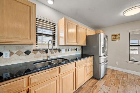 5221 River Ridge Street Granbury TX 76048