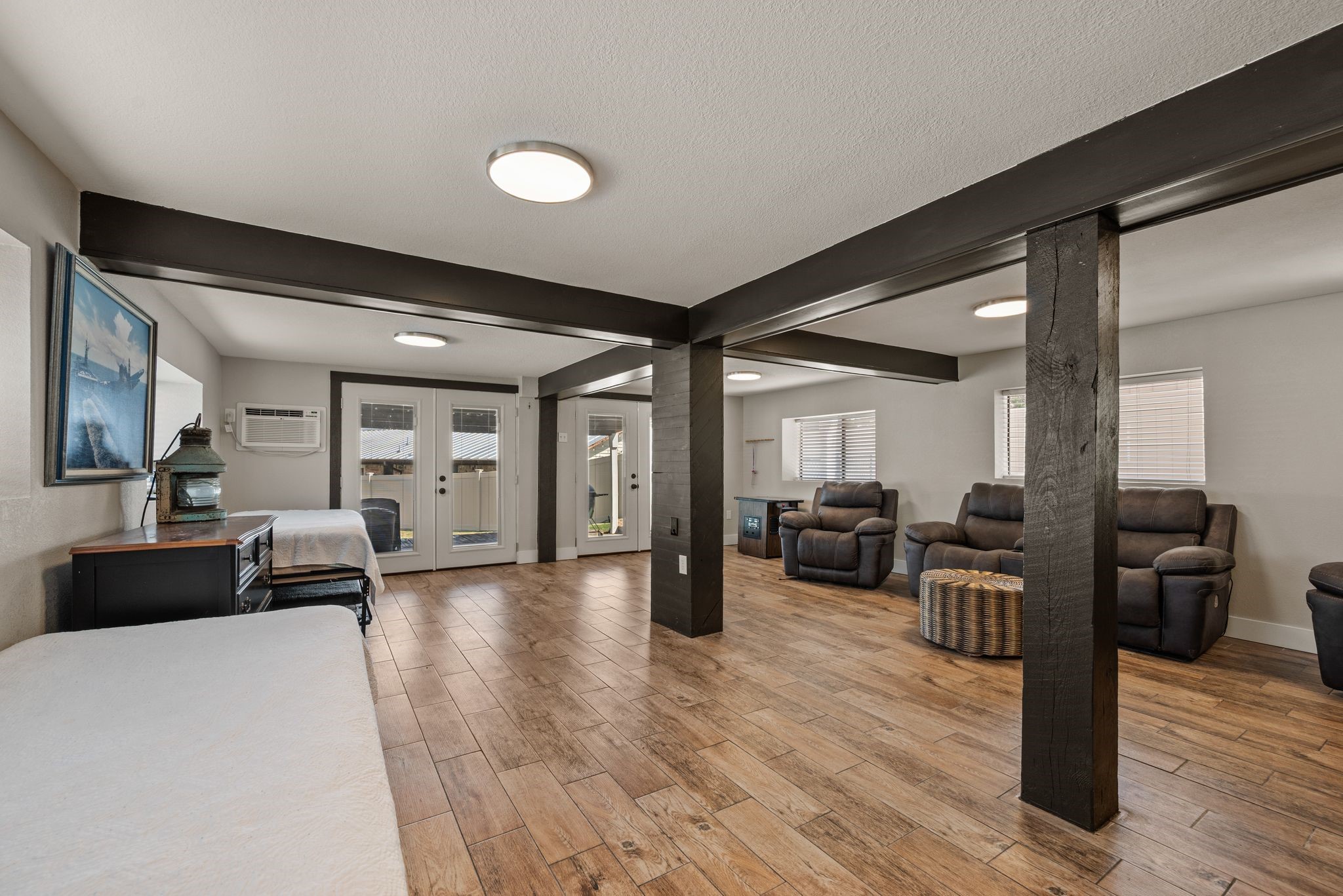 5221 River Ridge Street Granbury TX 76048