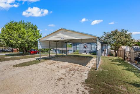 5221 River Ridge Street Granbury TX 76048