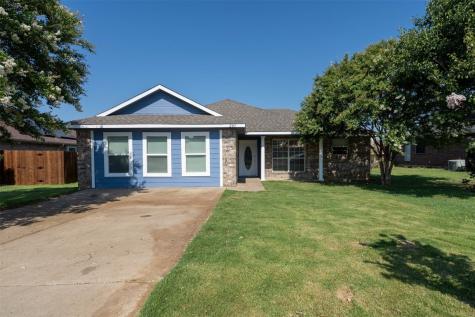 203 Navajo Trail Alvarado TX 76009