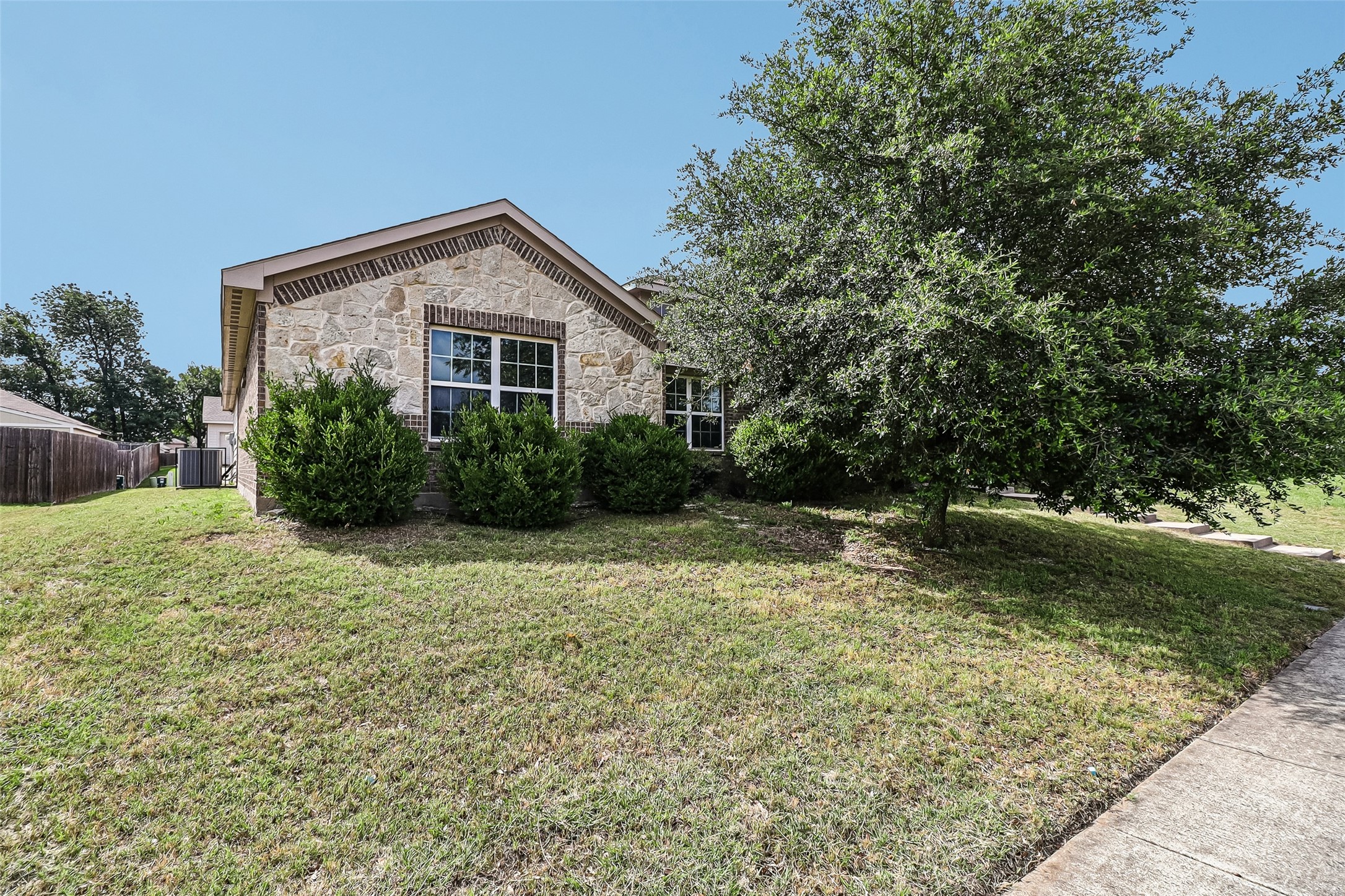 2979 Driftwood Lane Lancaster TX 75146