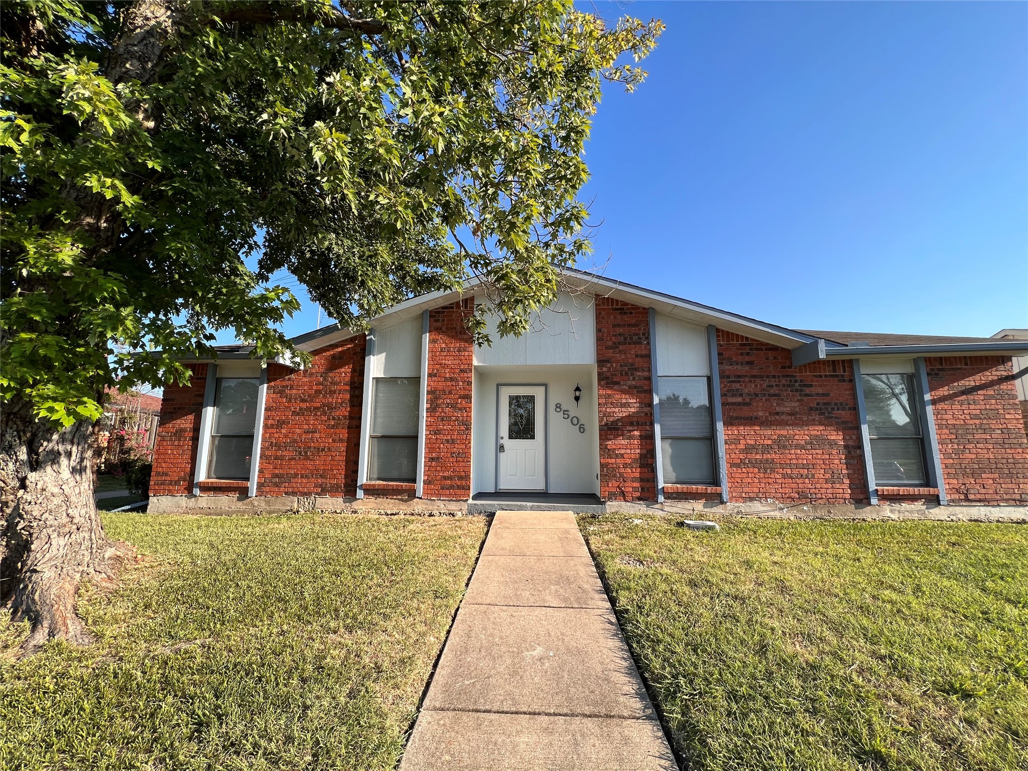 8506 Woodside Road Rowlett TX 75088