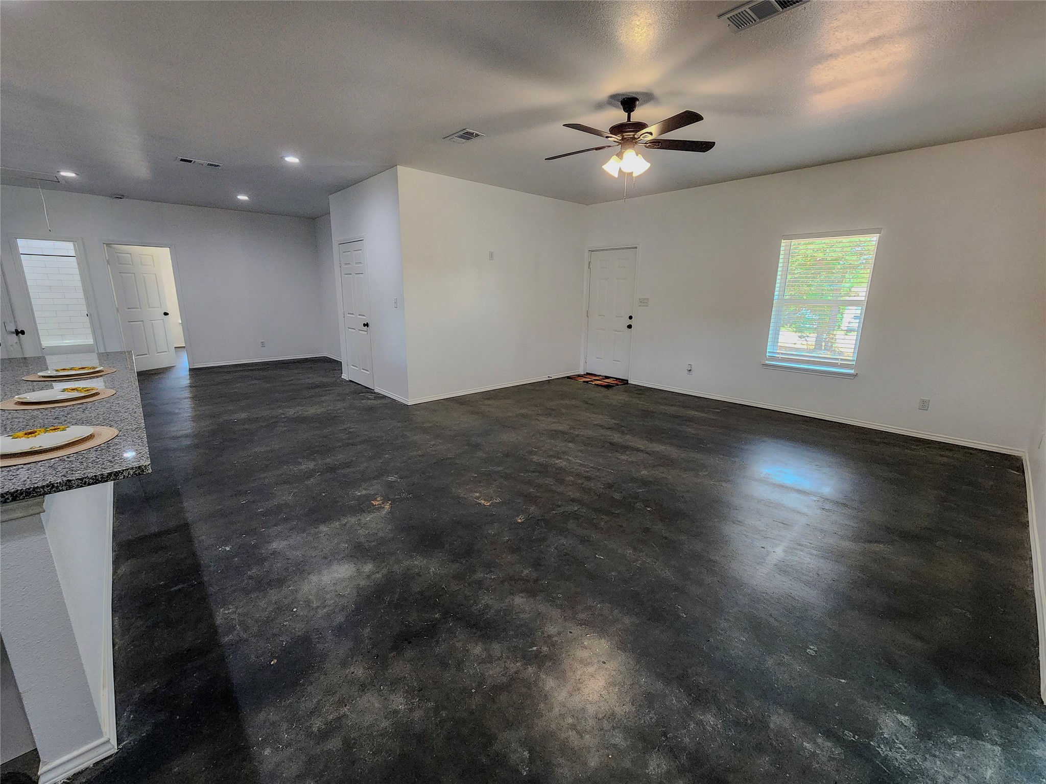 400 Susan Drive Kennedale TX 76060