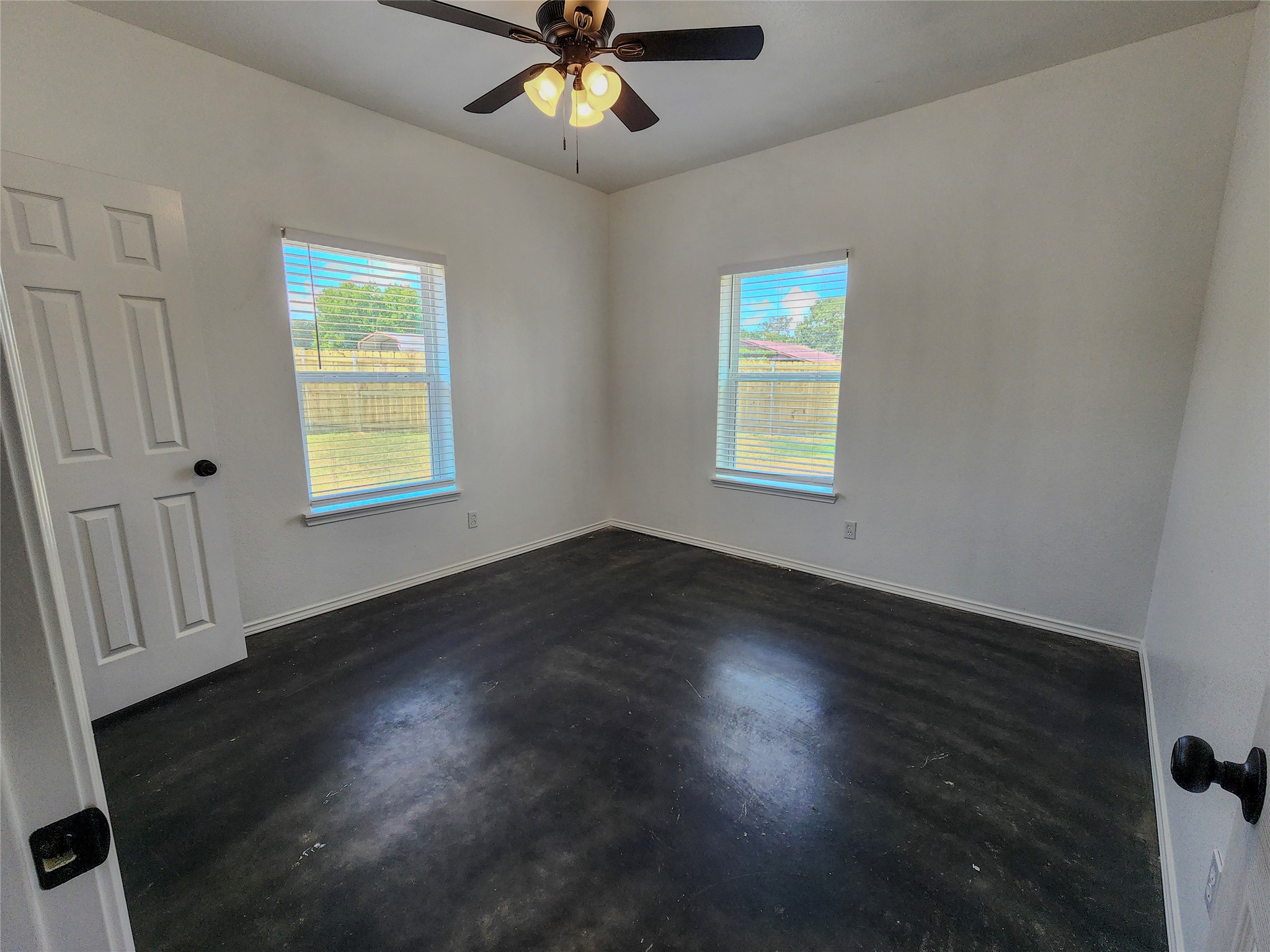 400 Susan Drive Kennedale TX 76060