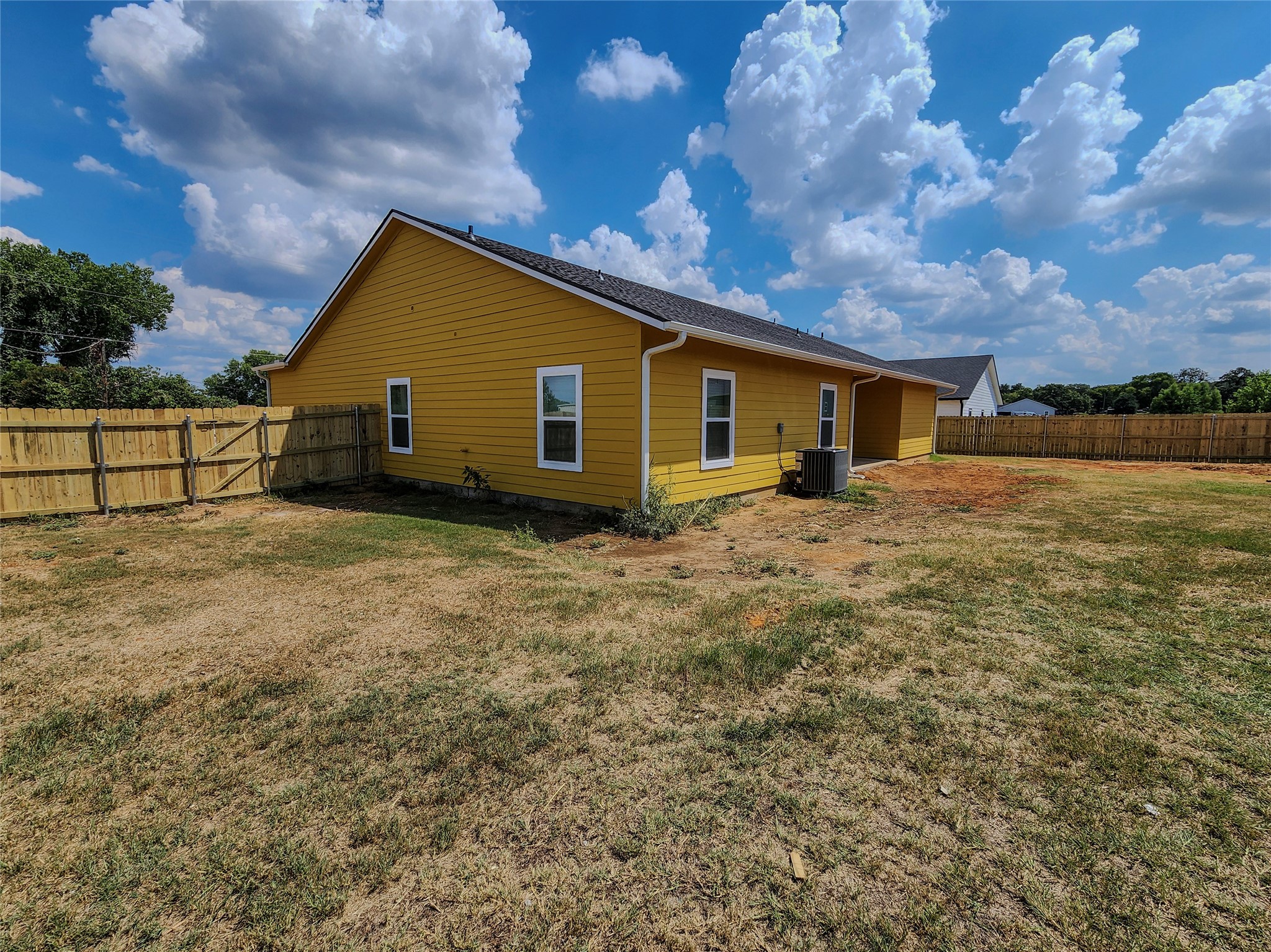 400 Susan Drive Kennedale TX 76060