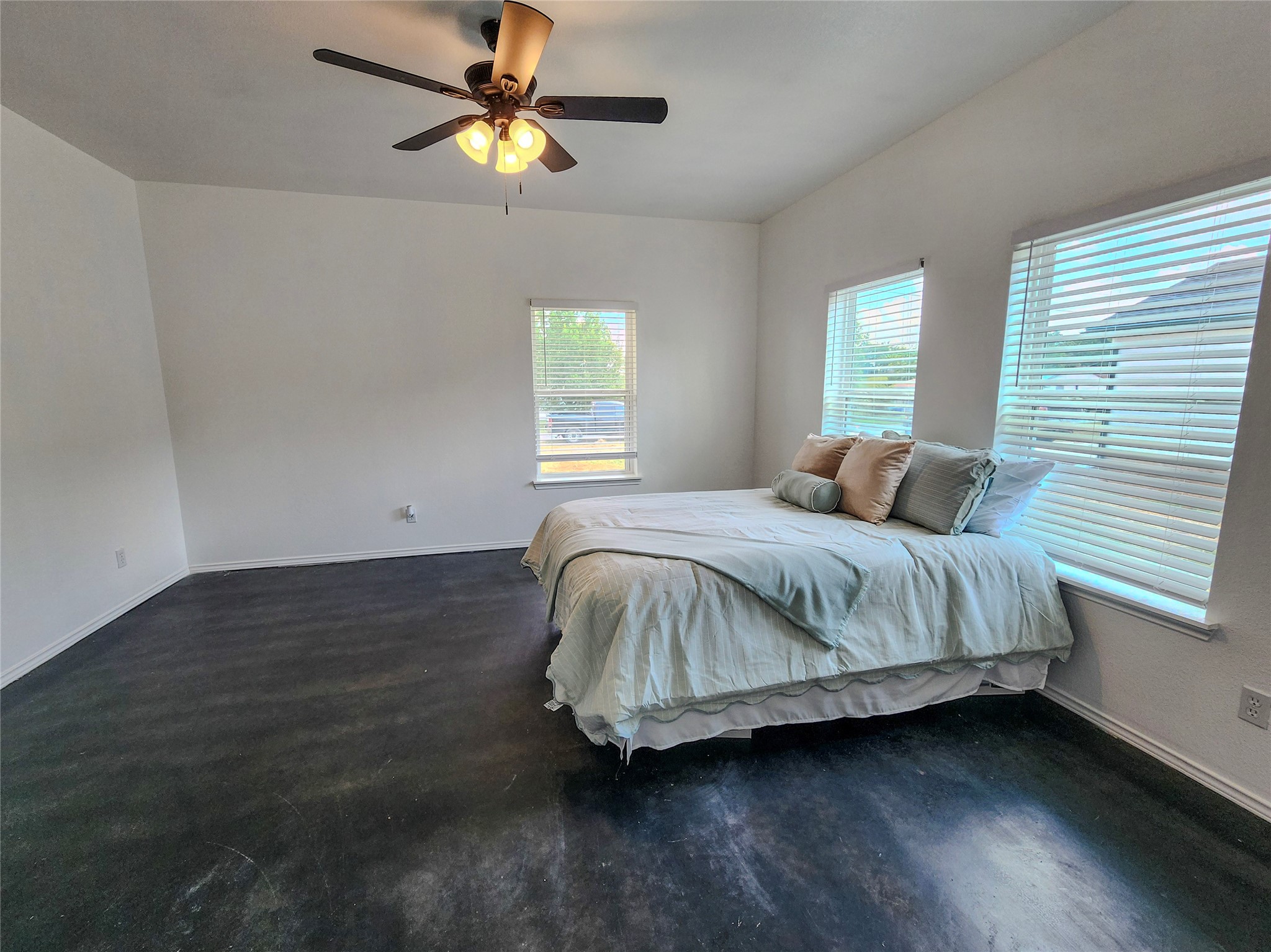 400 Susan Drive Kennedale TX 76060
