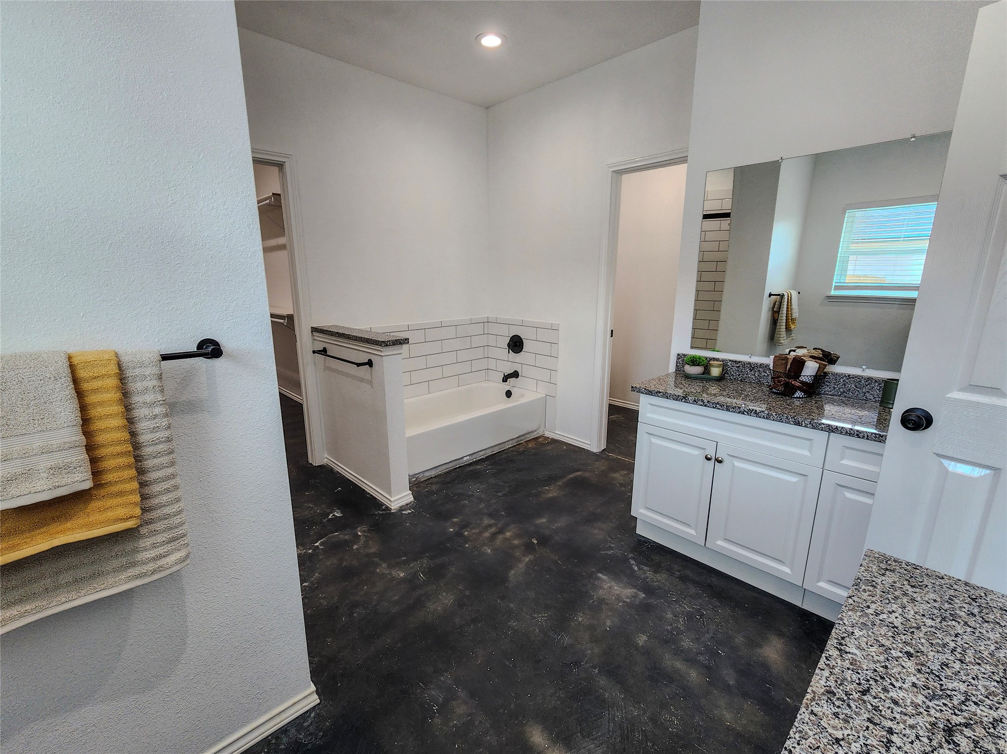 400 Susan Drive Kennedale TX 76060