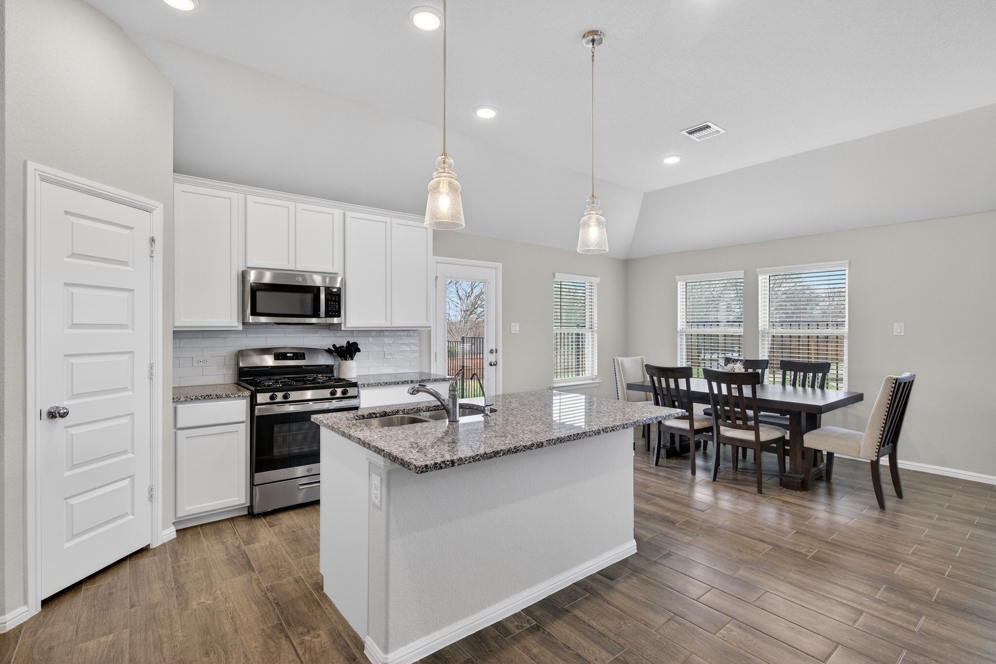 7613 Poplar Drive Denton TX 76226