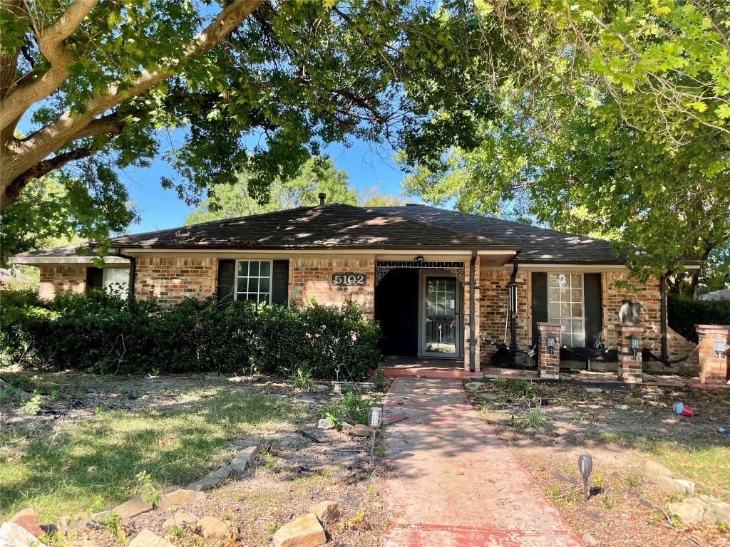 5102 Vera Cruz Drive Garland TX 75043