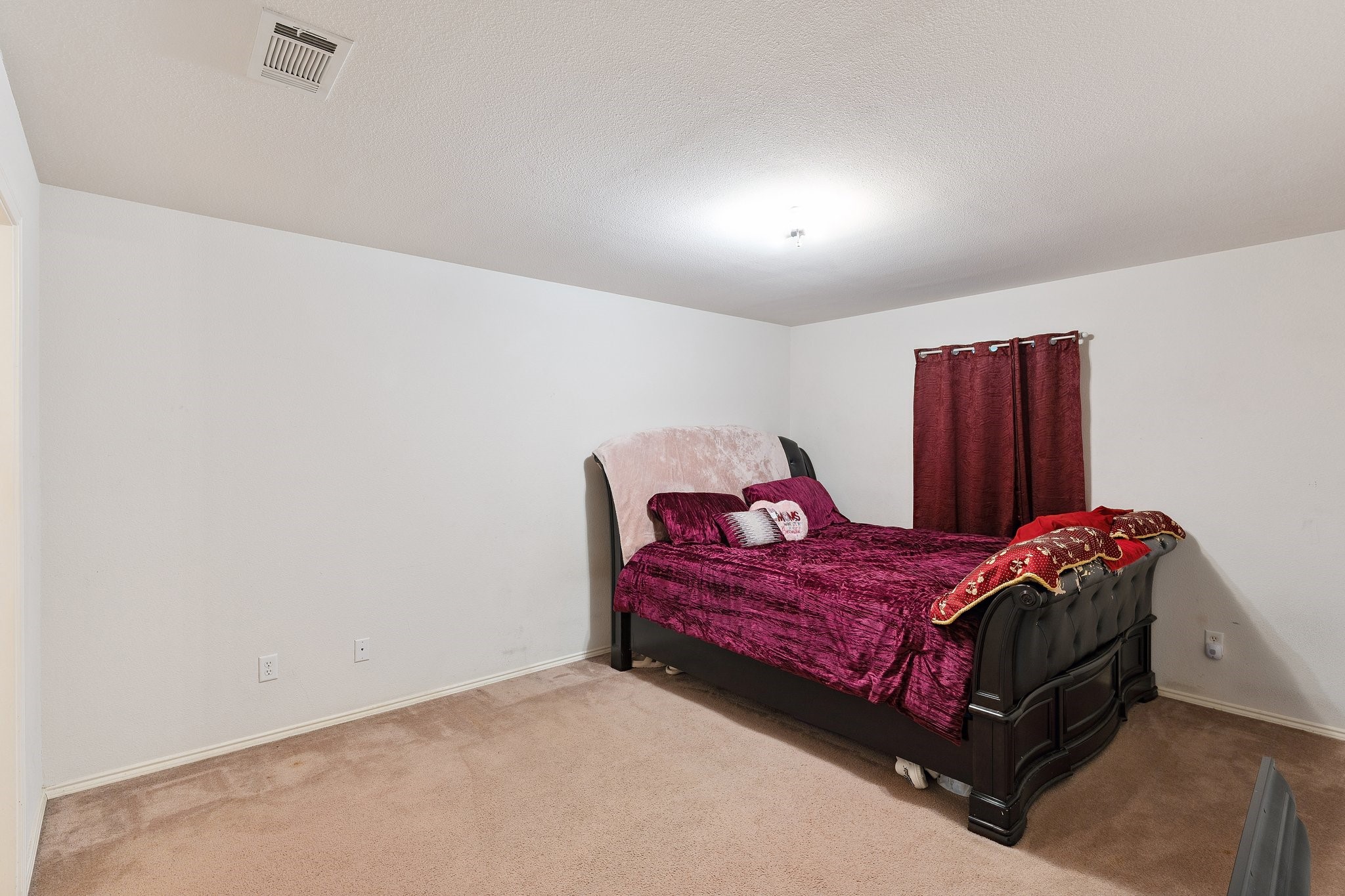 636 Yarrow Circle Dallas TX 75217