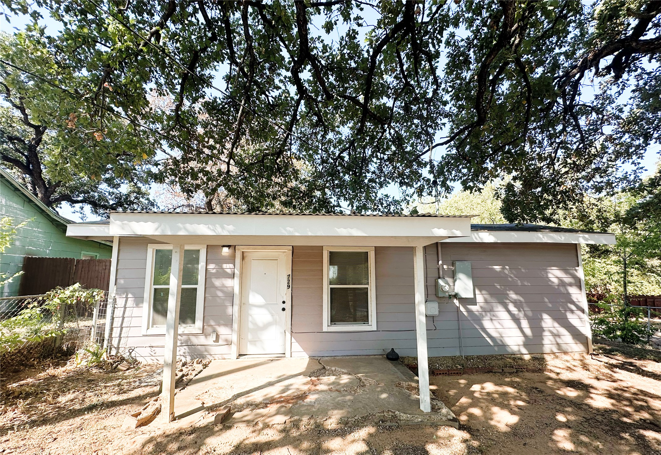 729 N Ruddell Street Denton TX 76209