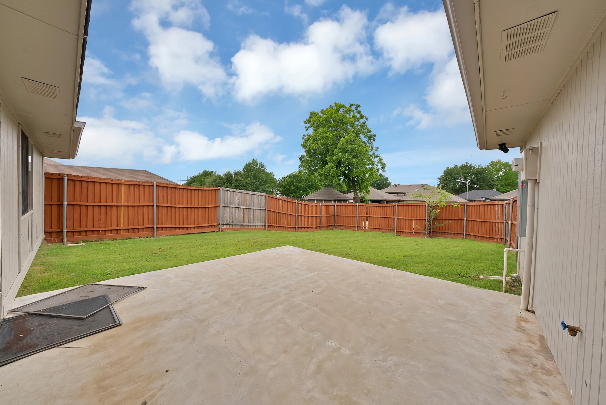 925 Creekview Drive Mesquite TX 75181