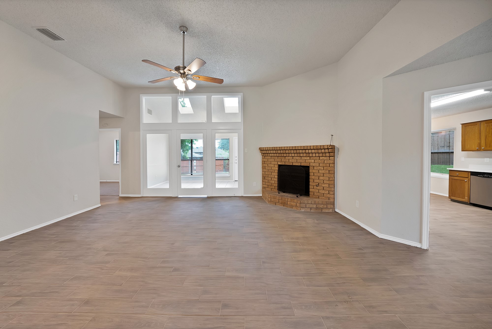 925 Creekview Drive Mesquite TX 75181