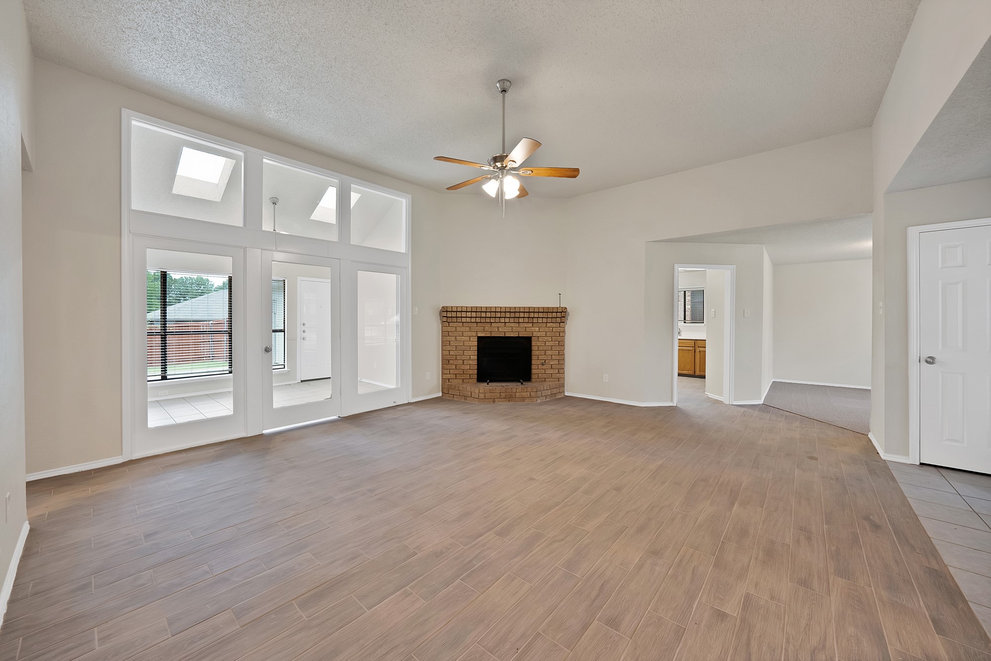 925 Creekview Drive Mesquite TX 75181