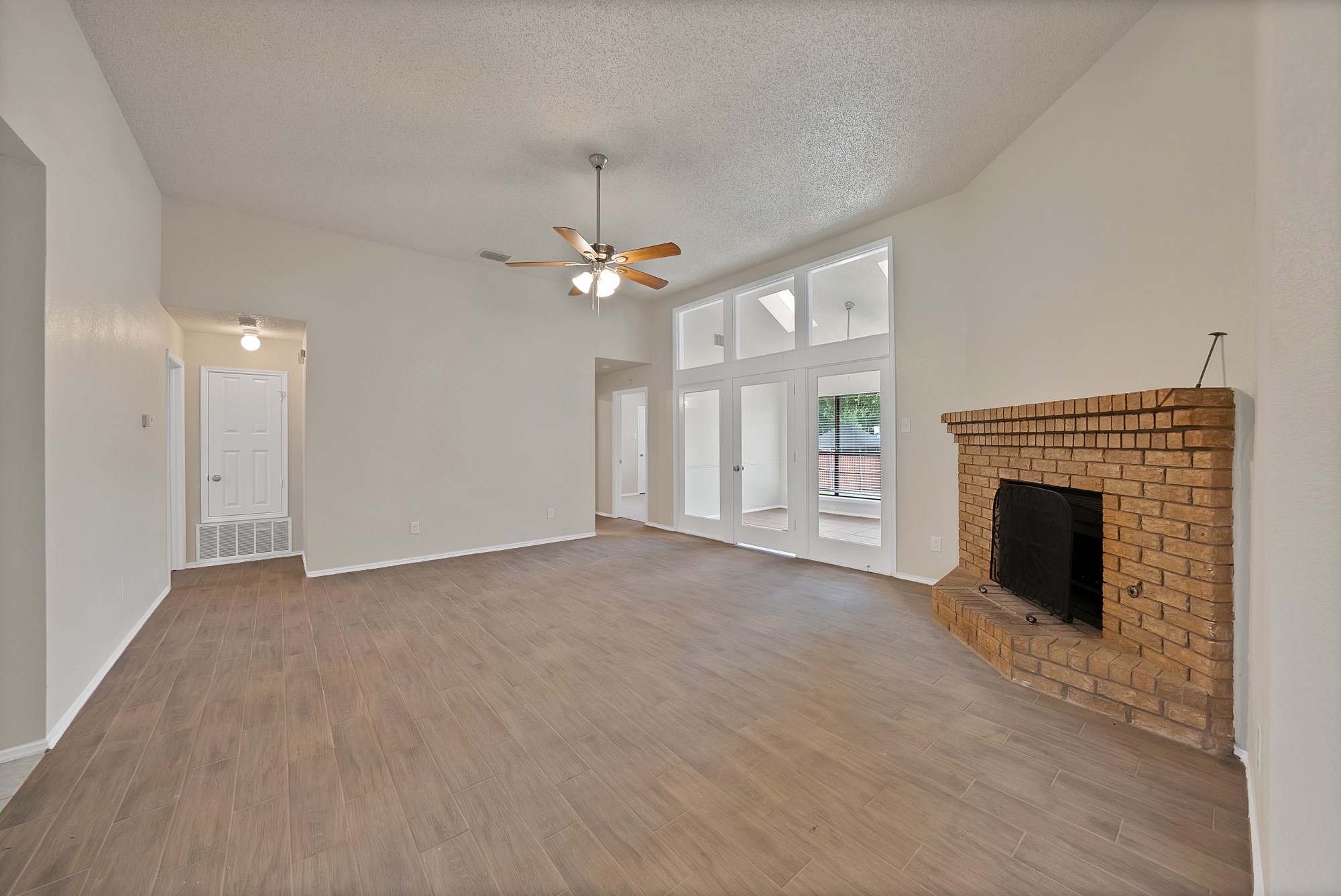 925 Creekview Drive Mesquite TX 75181
