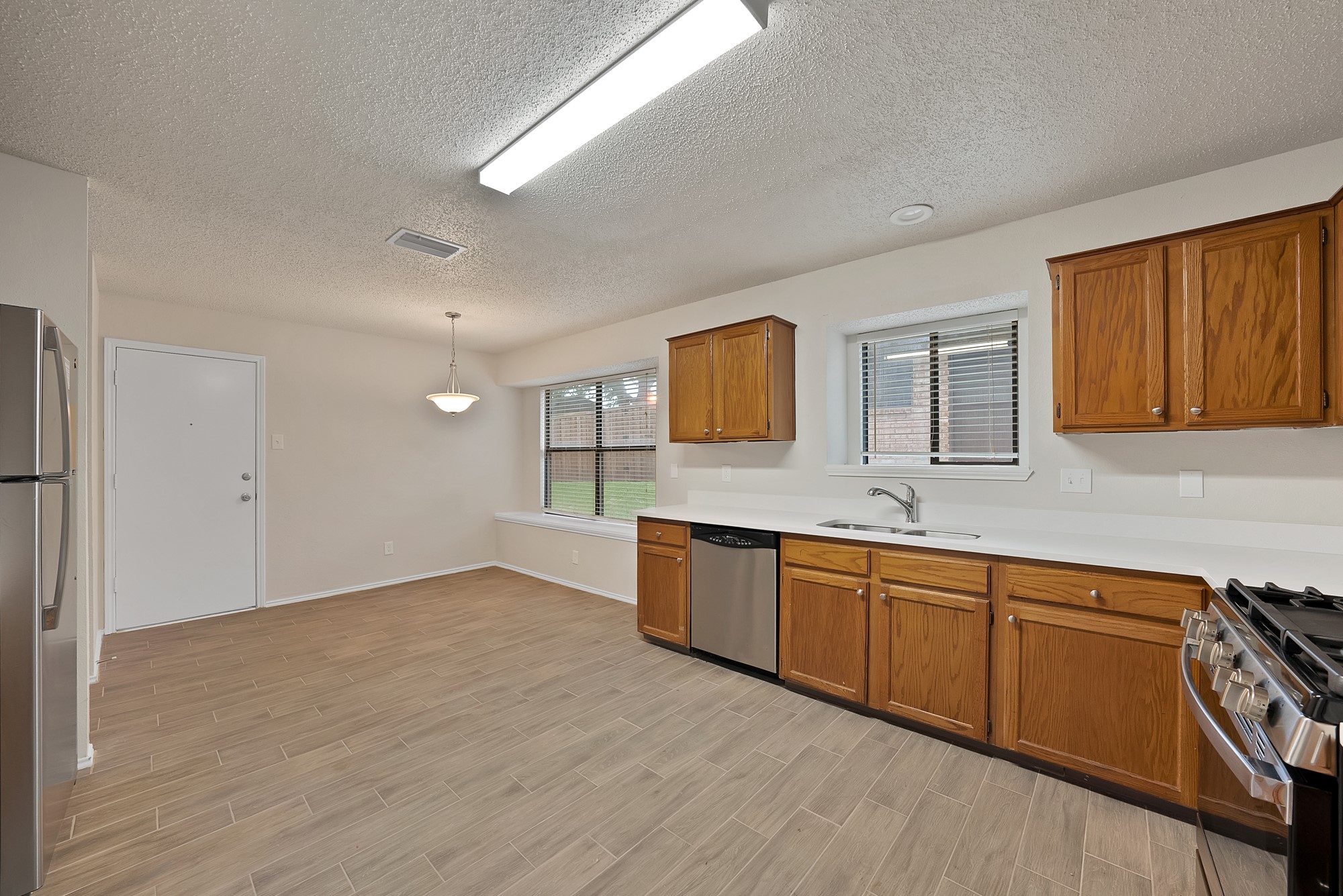 925 Creekview Drive Mesquite TX 75181