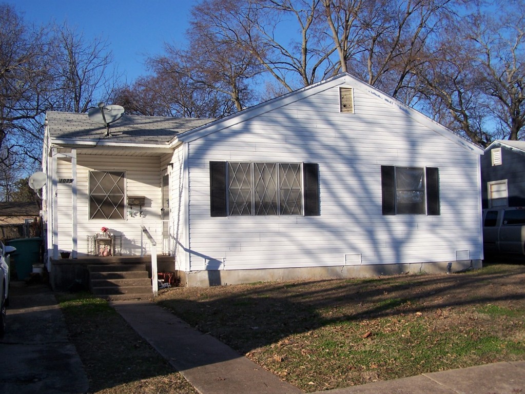 1039 S Hub Street Sherman TX 75090