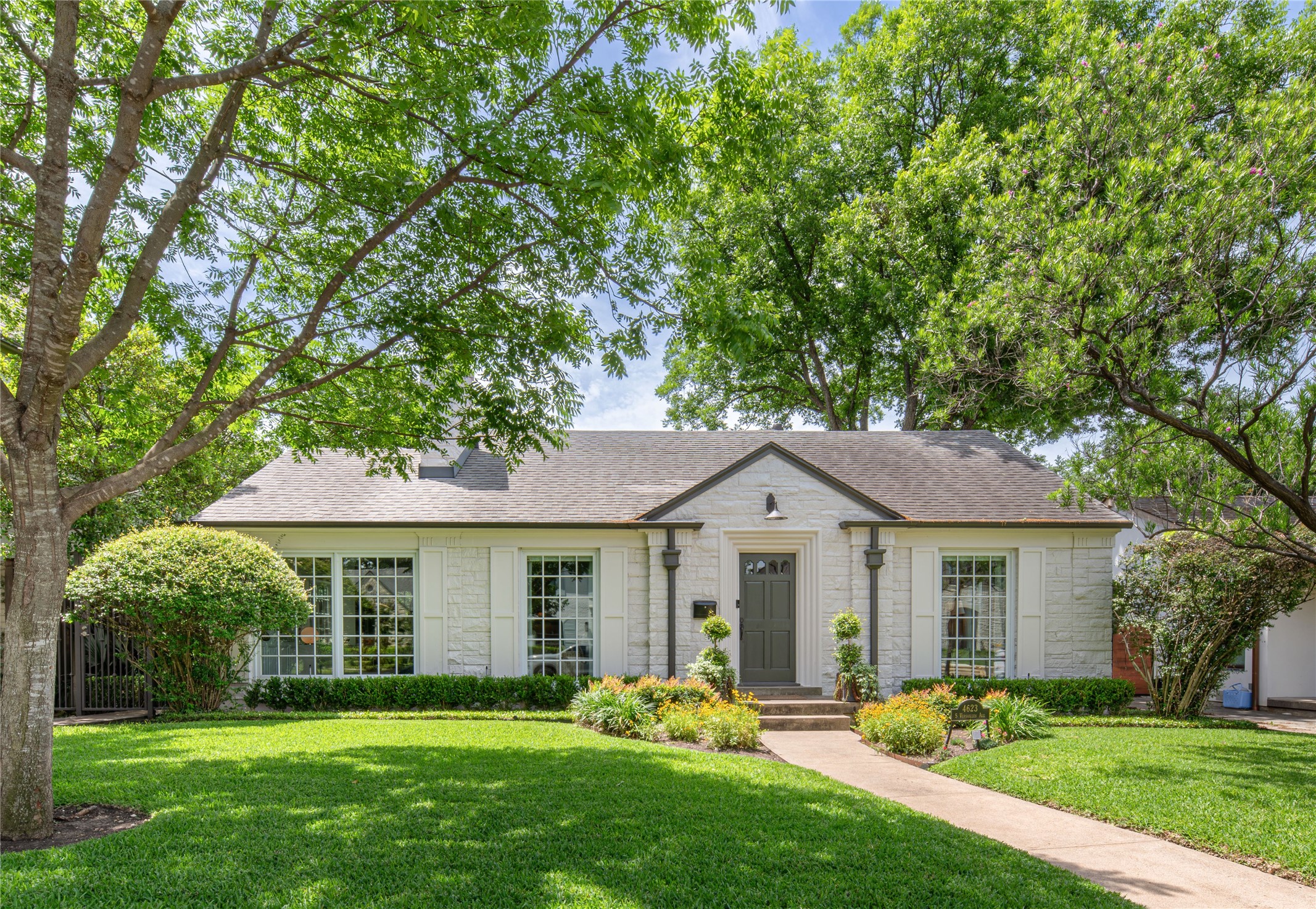 4623 S Versailles Avenue Highland Park TX 75209