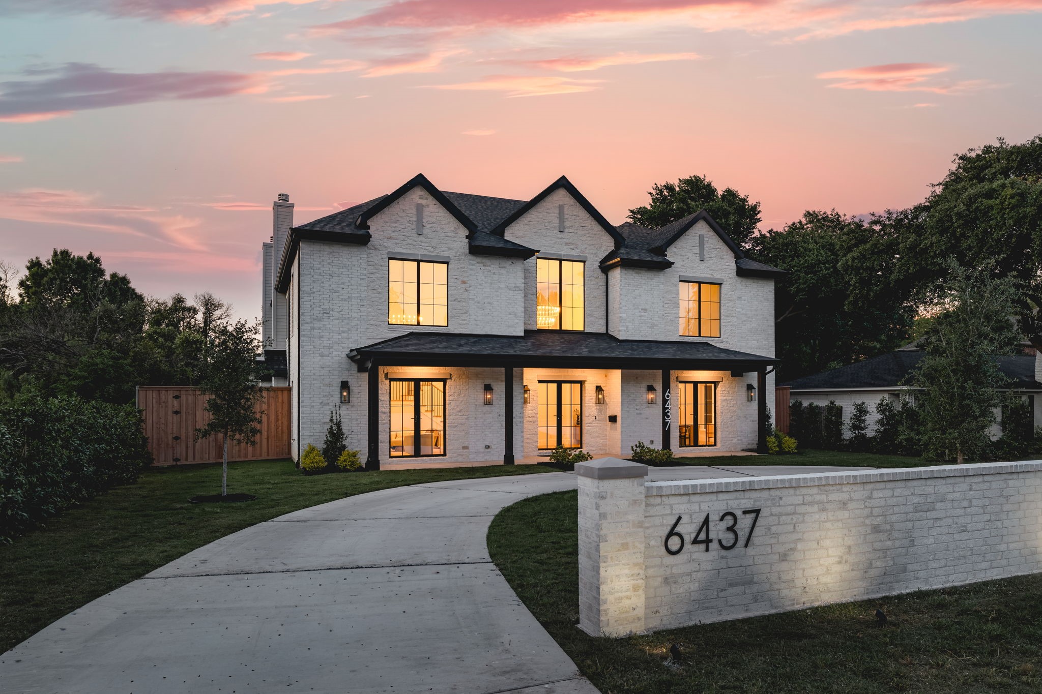 6437 Churchill Way Dallas TX 75230