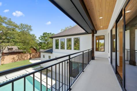 6437 Churchill Way Dallas TX 75230