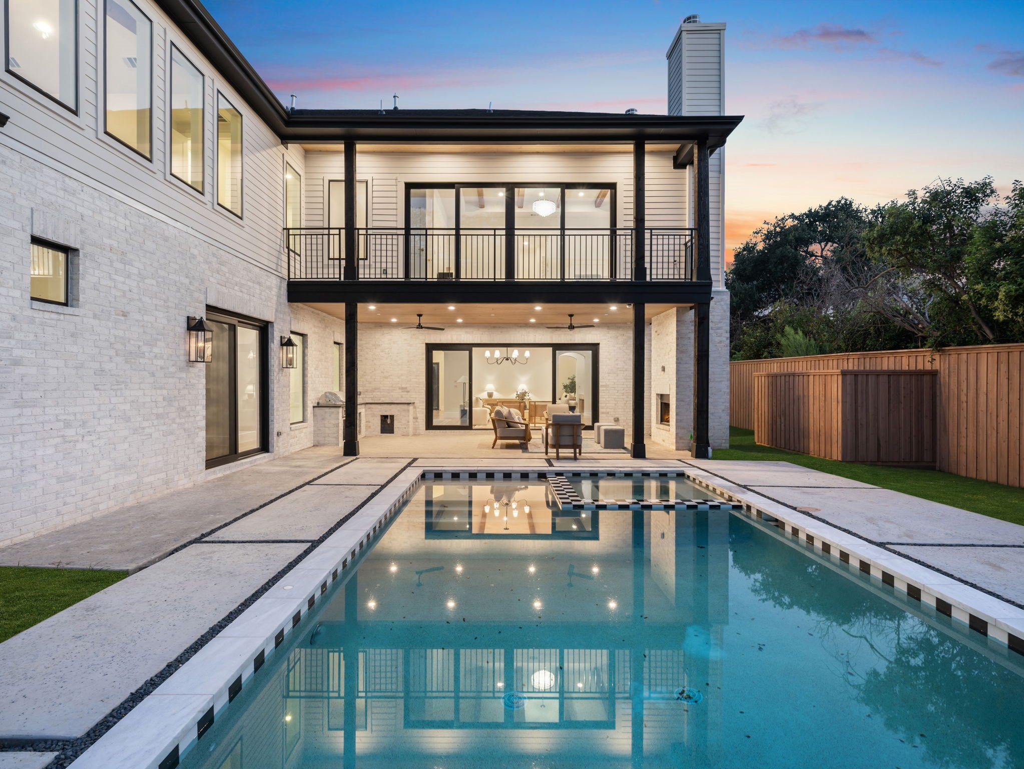 6437 Churchill Way Dallas TX 75230