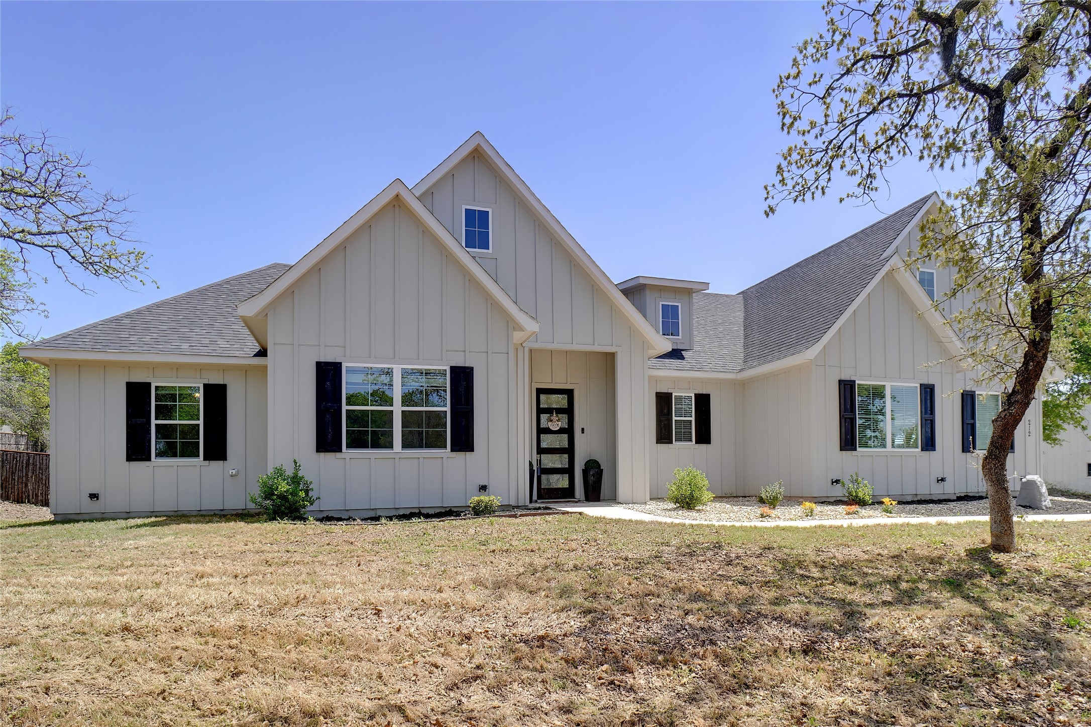 212 Zebrastone Way Poolville TX 76487