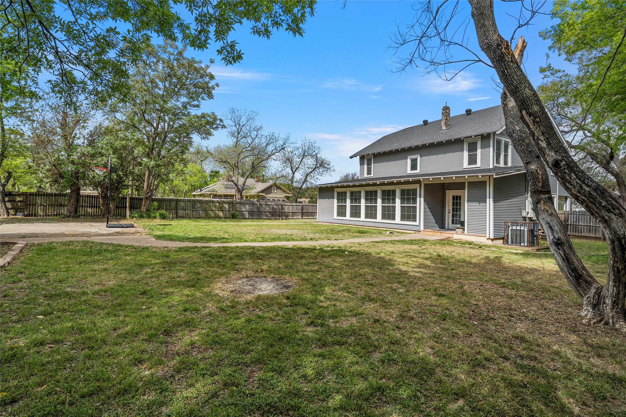 2326 Parrott Avenue Waco TX 76707
