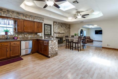 1323 Sierra Blanca Drive Duncanville TX 75116