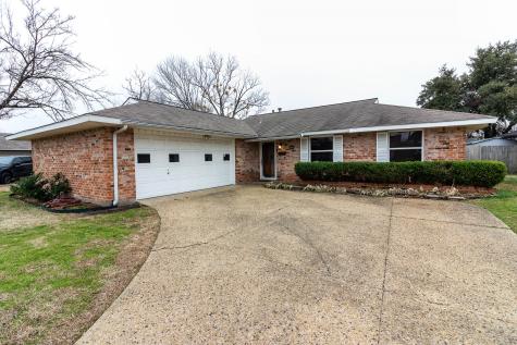 914 Greenbriar Drive Garland TX 75043