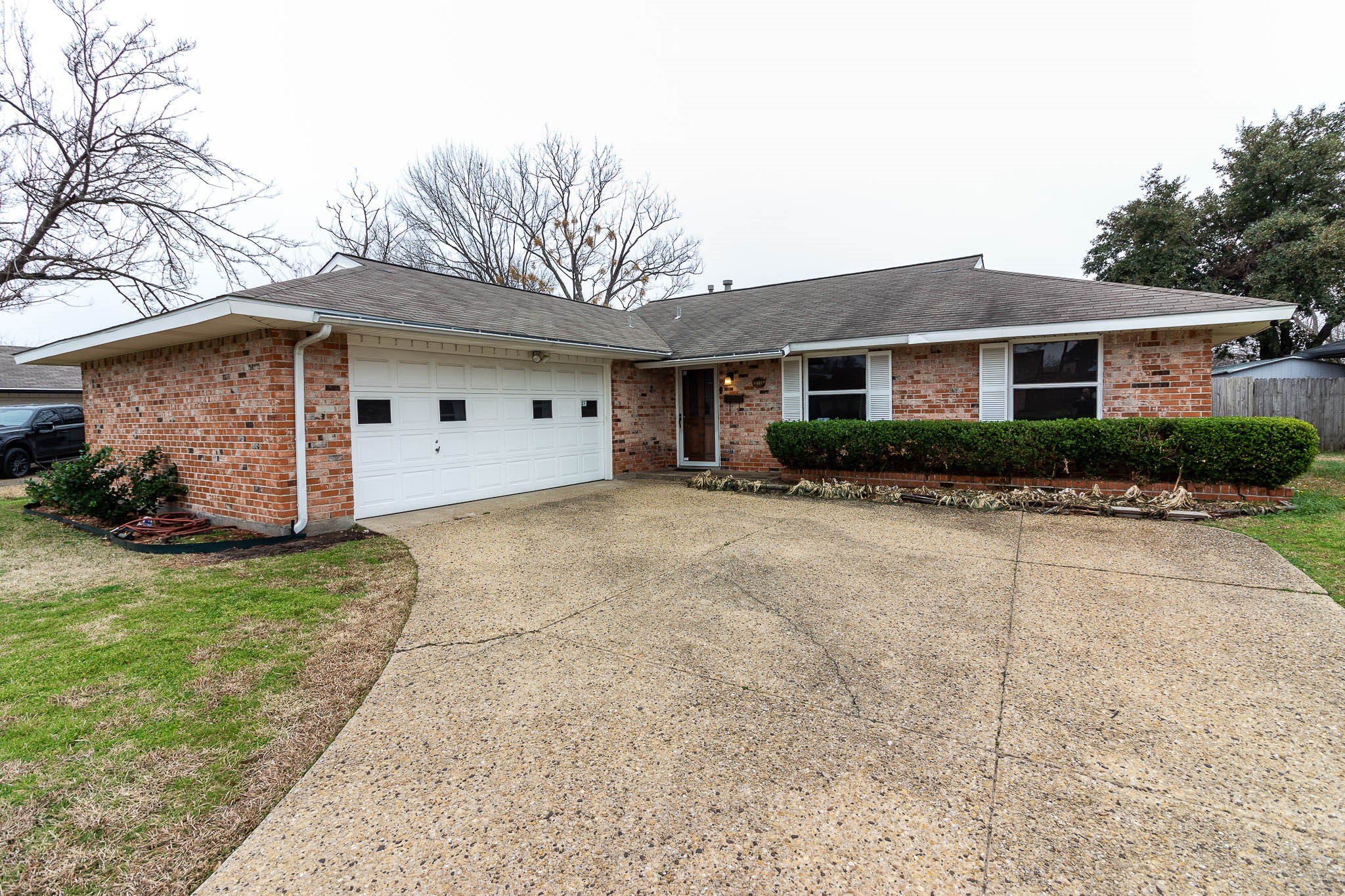 914 Greenbriar Drive Garland TX 75043