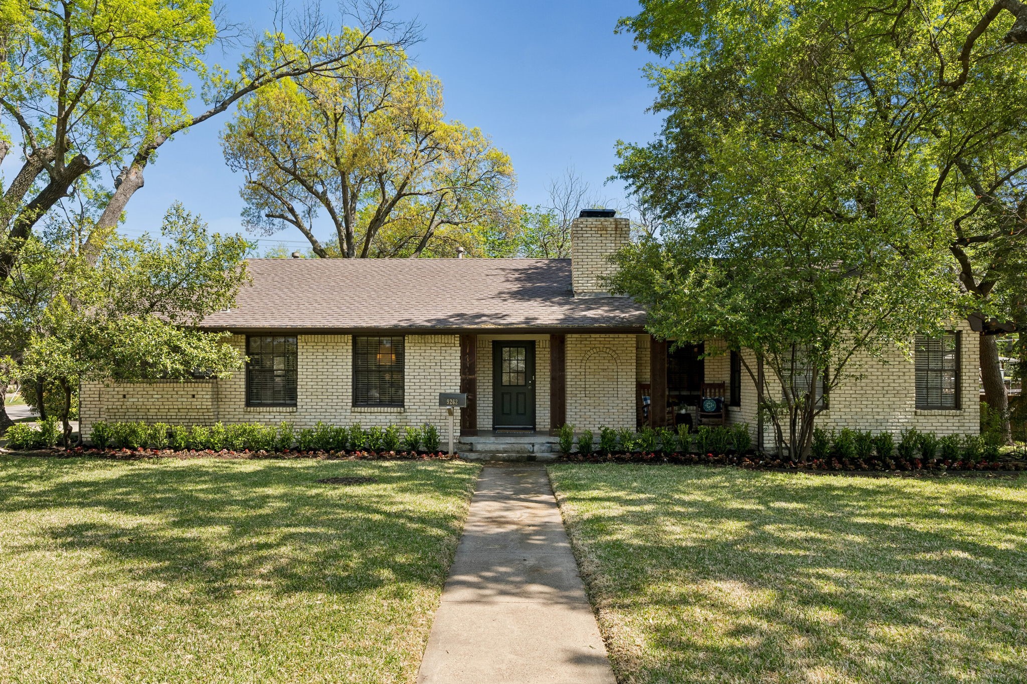 9262 Forest Hills Boulevard Dallas TX 75218