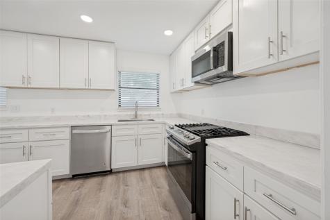 1901 Proctor Drive Grand Prairie TX 75051