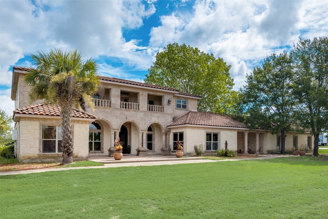 9005 County Road 302 Kaufman TX 75142