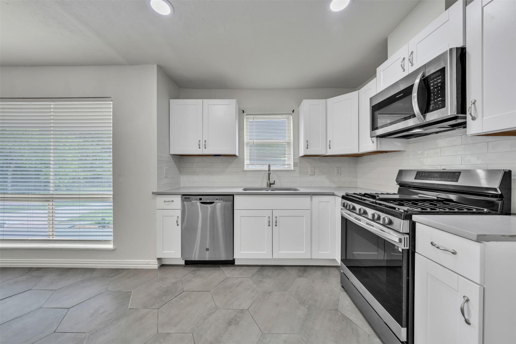 6401 Loydhill Lane Fort Worth TX 76135