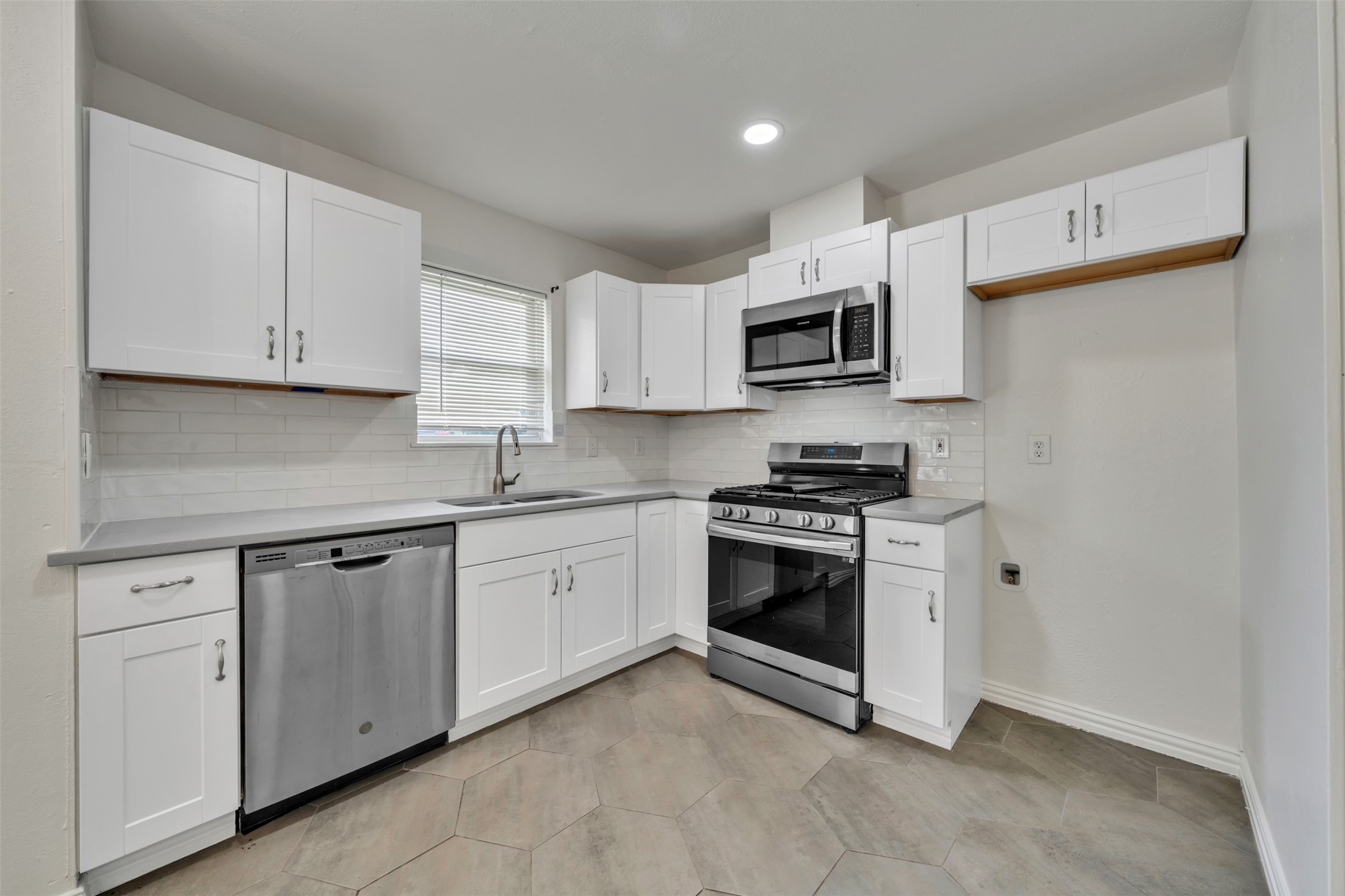 6401 Loydhill Lane Fort Worth TX 76135