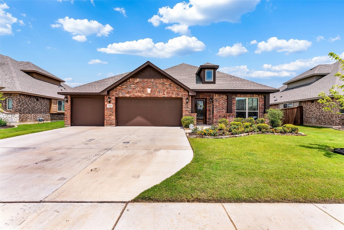 1329 Monticello Drive Burleson TX 76028