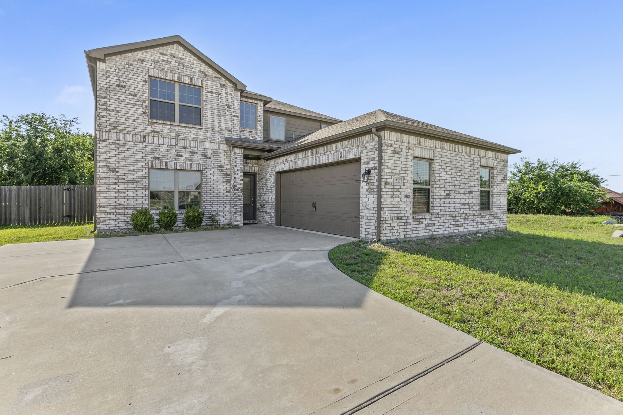 1516 Kinglet Street Desoto TX 75115
