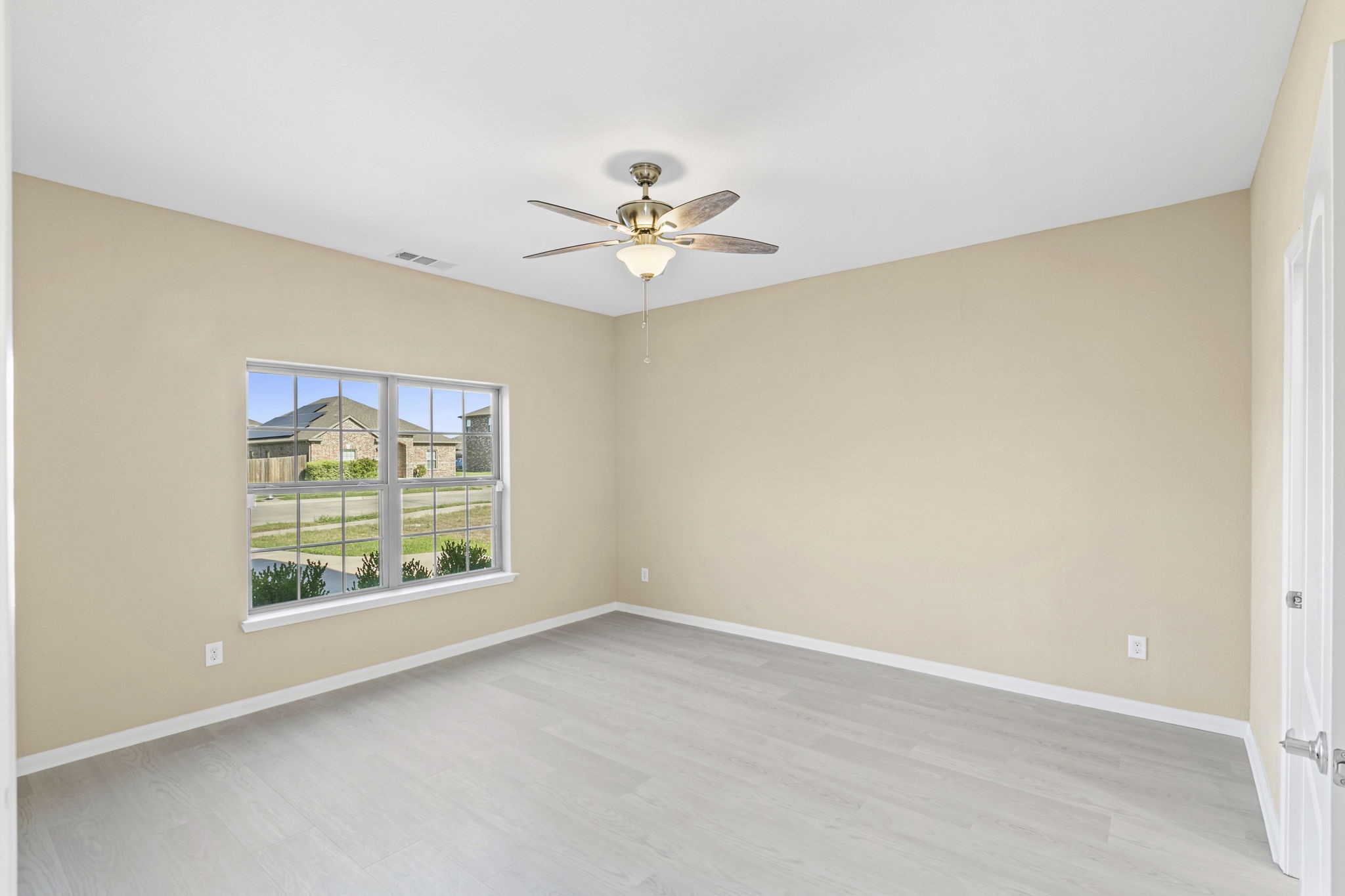 1516 Kinglet Street Desoto TX 75115