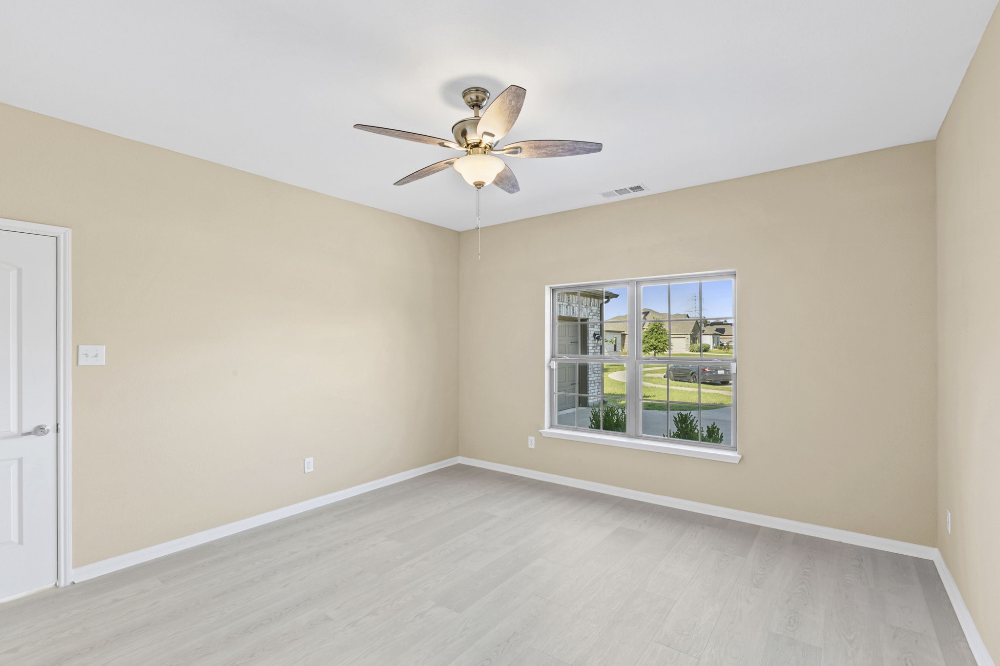 1516 Kinglet Street Desoto TX 75115