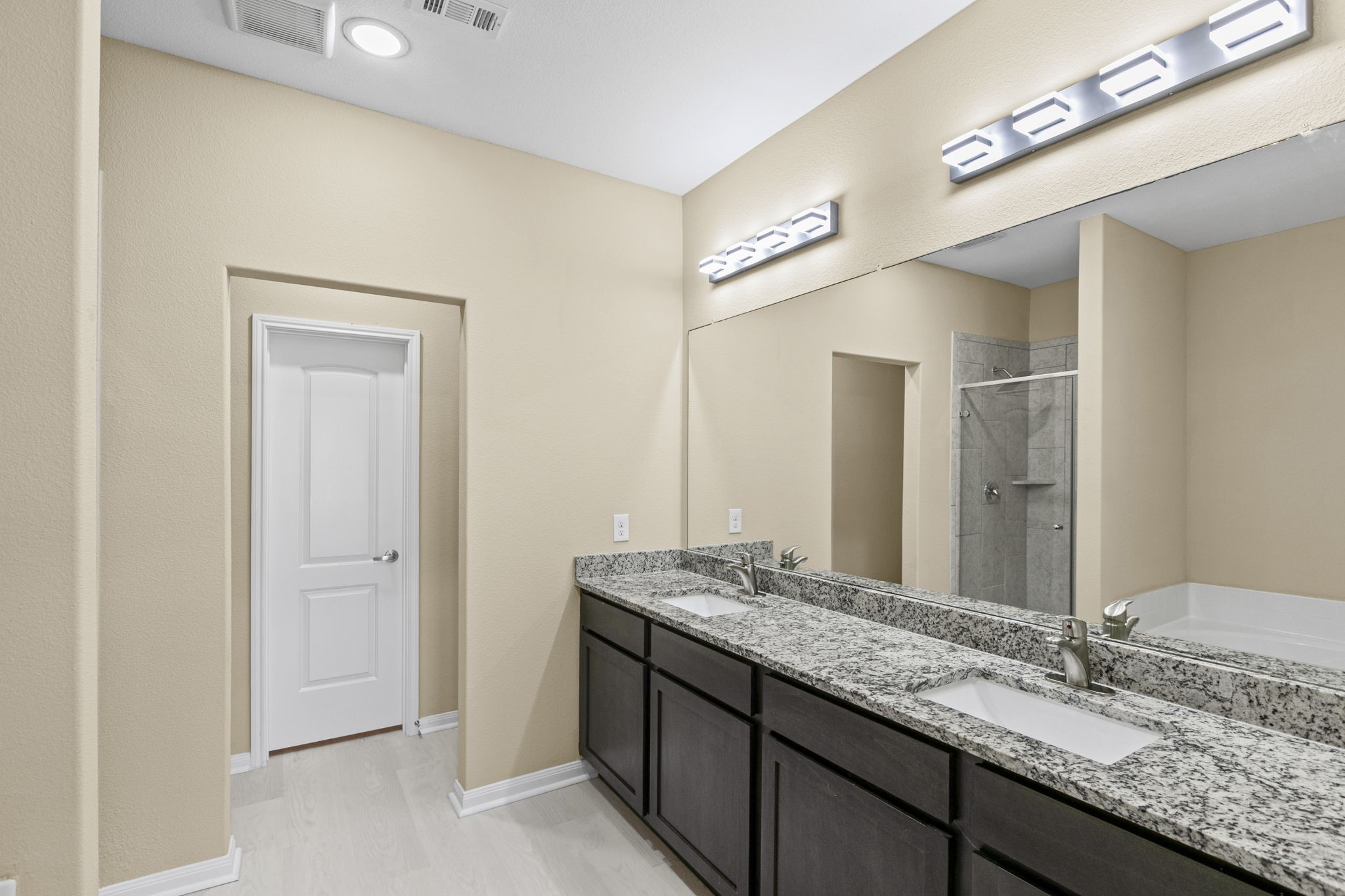 1516 Kinglet Street Desoto TX 75115