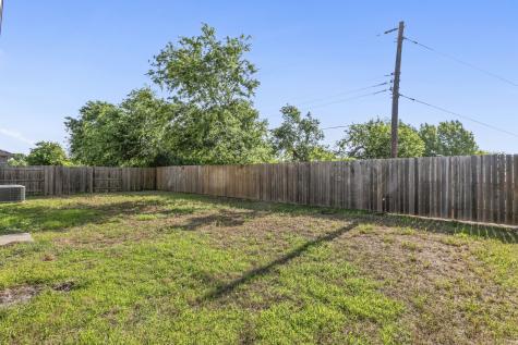 1516 Kinglet Street Desoto TX 75115