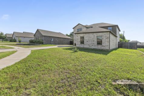 1516 Kinglet Street Desoto TX 75115