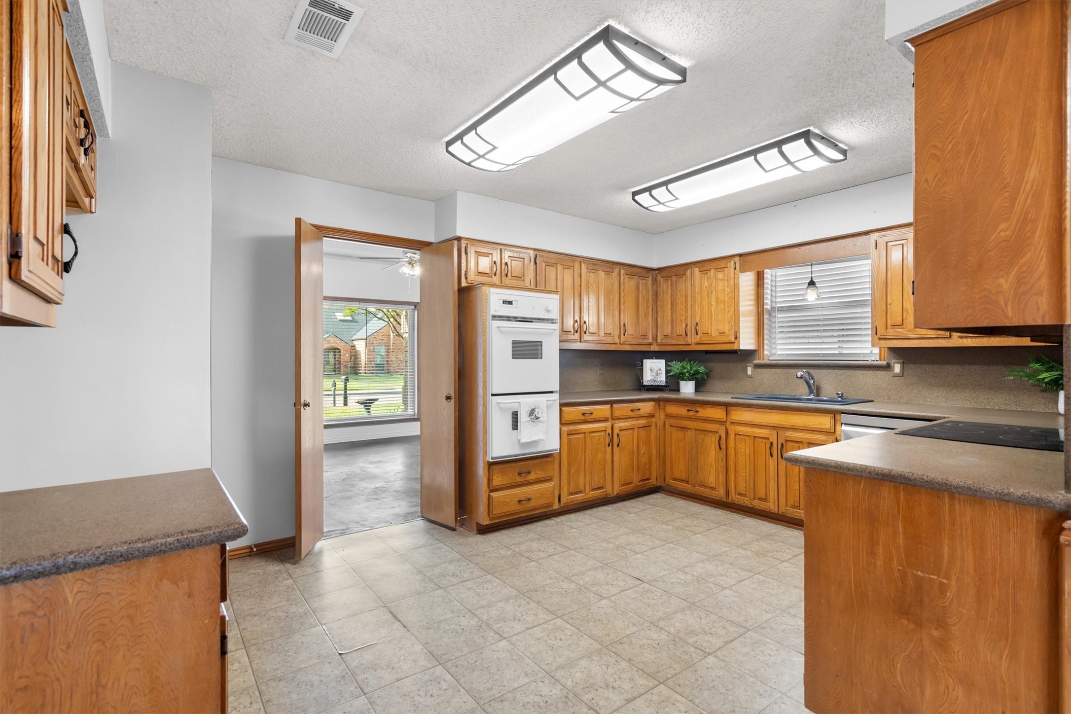 2315 Stone Glen Lane Carrollton TX 75007
