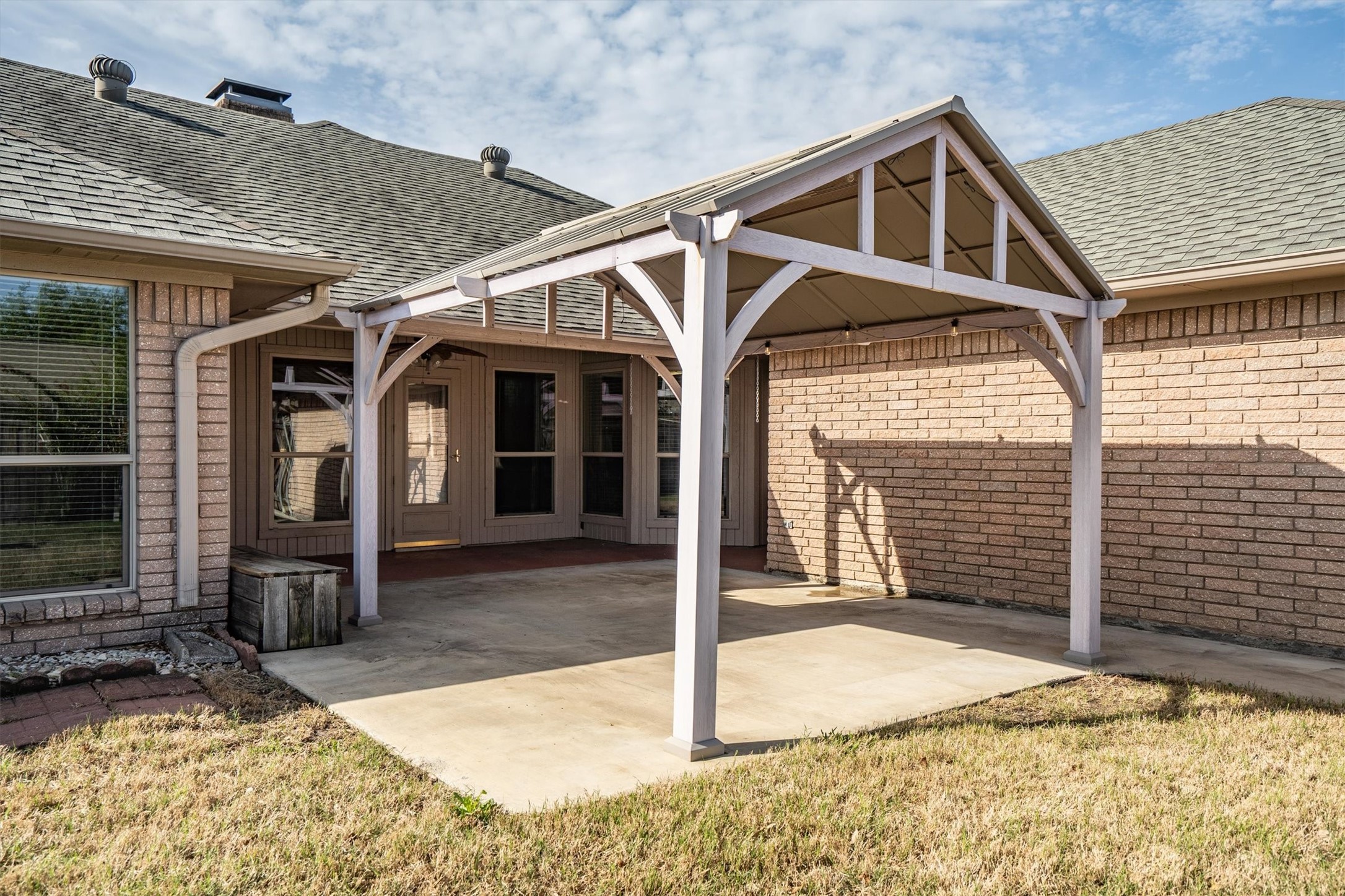 2315 Stone Glen Lane Carrollton TX 75007