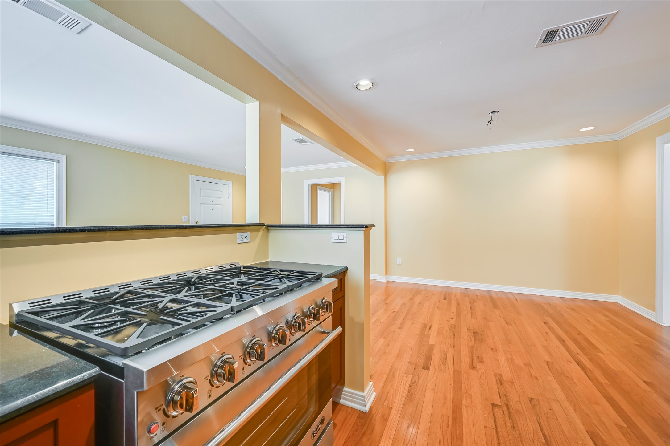 2819 Maple Springs Boulevard Dallas TX 75235